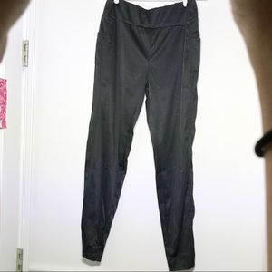 Black work out leggings